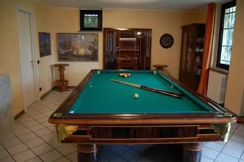 Al Monte Отель Чивате